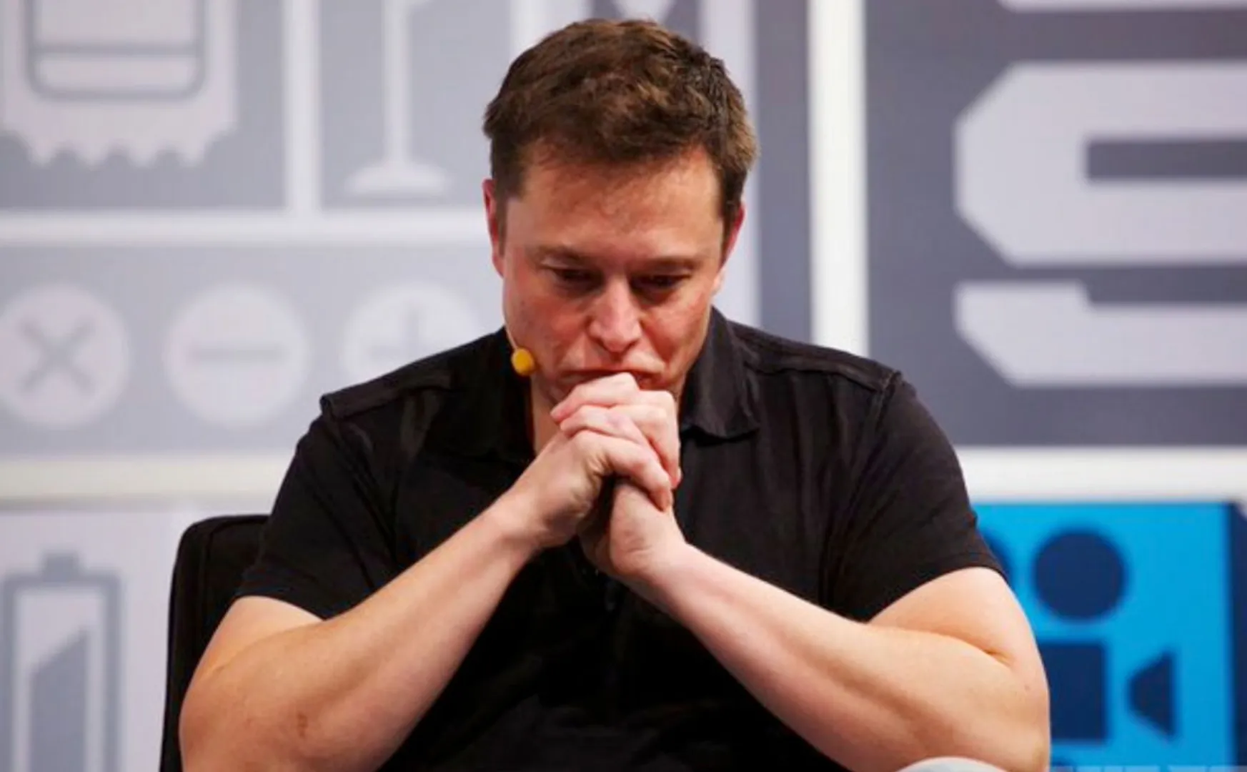 Elon Musk Lost Russ 15 Lakh Crore For Last Year guinness Record