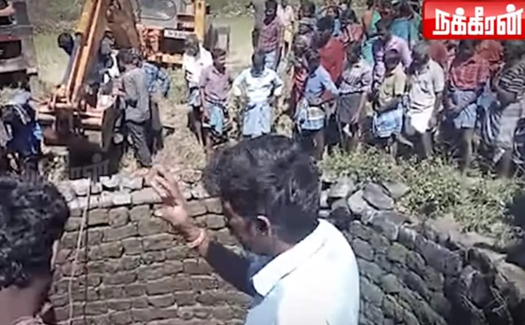 JCP falls into well and one person passed