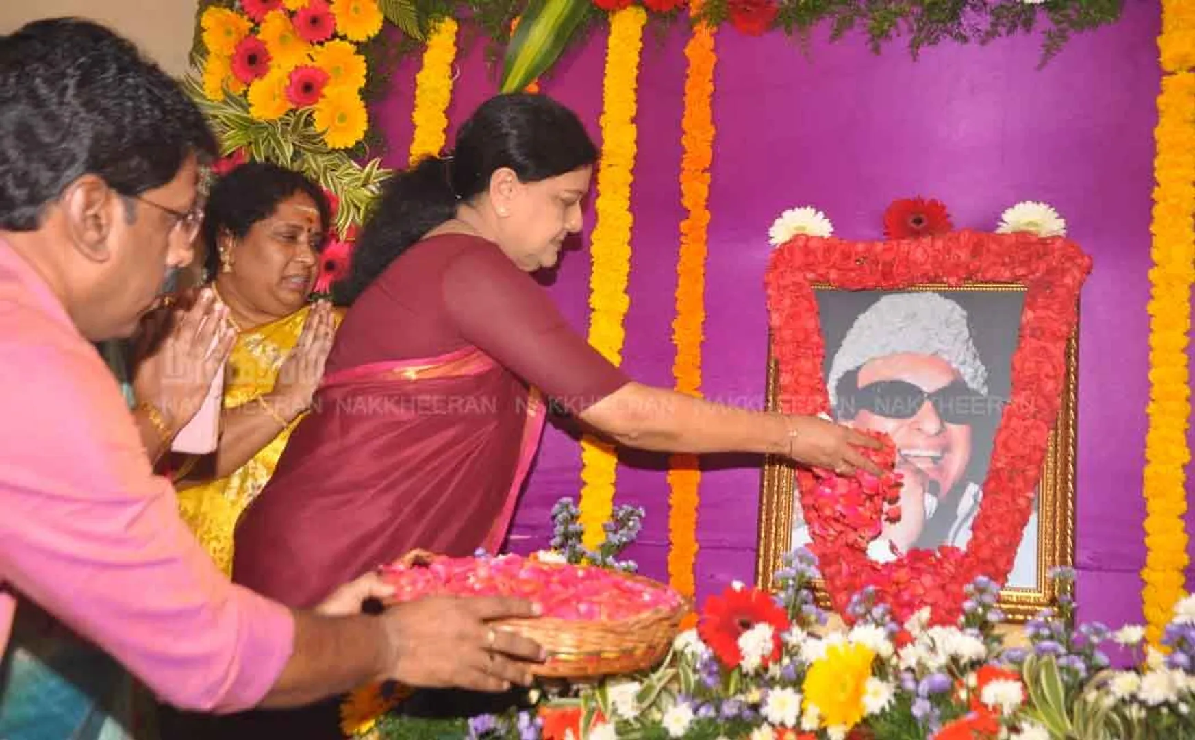 MGR Birthday;   Sasikala