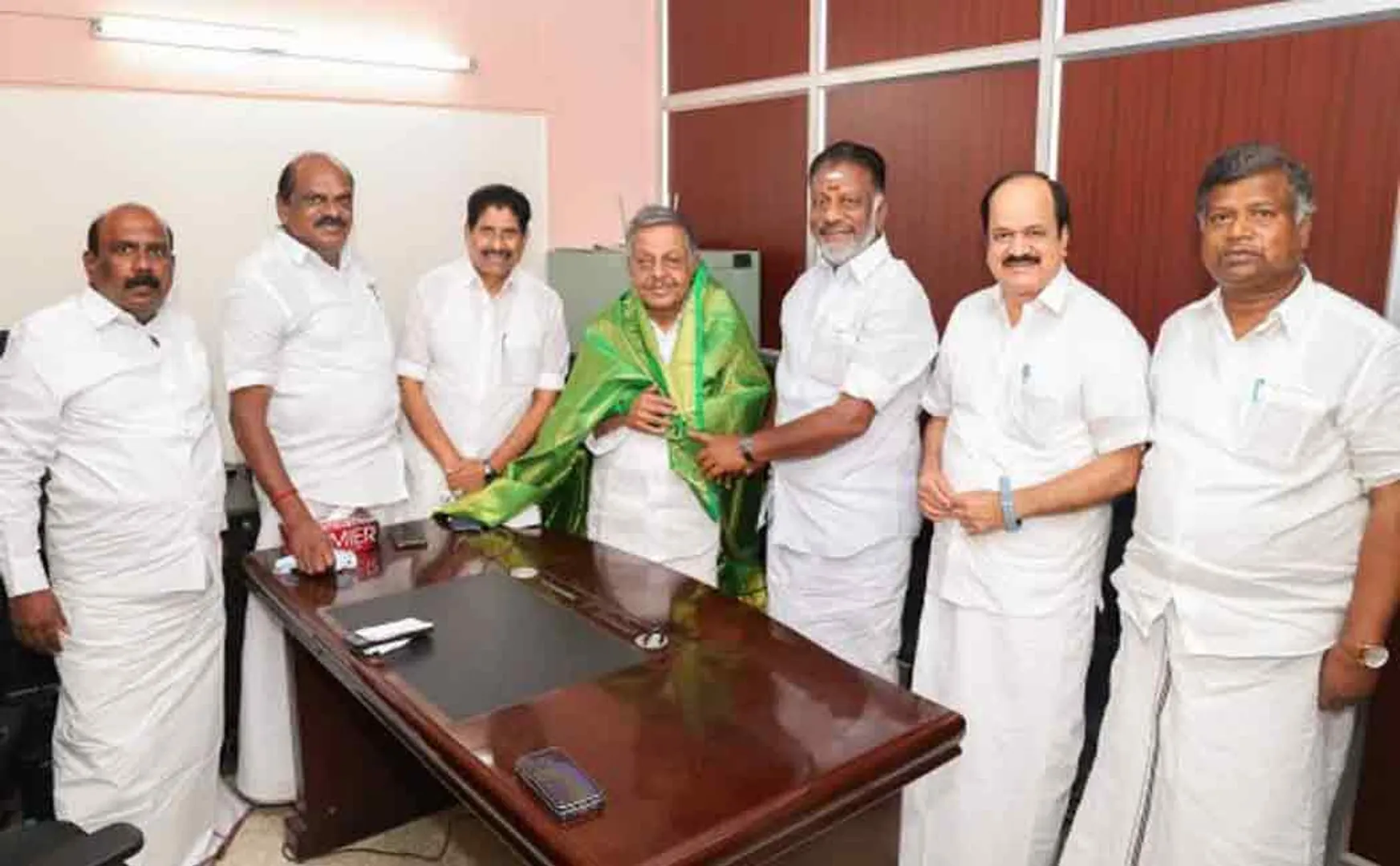 Panrutti Ramachandran gave his reason for standing with OPS