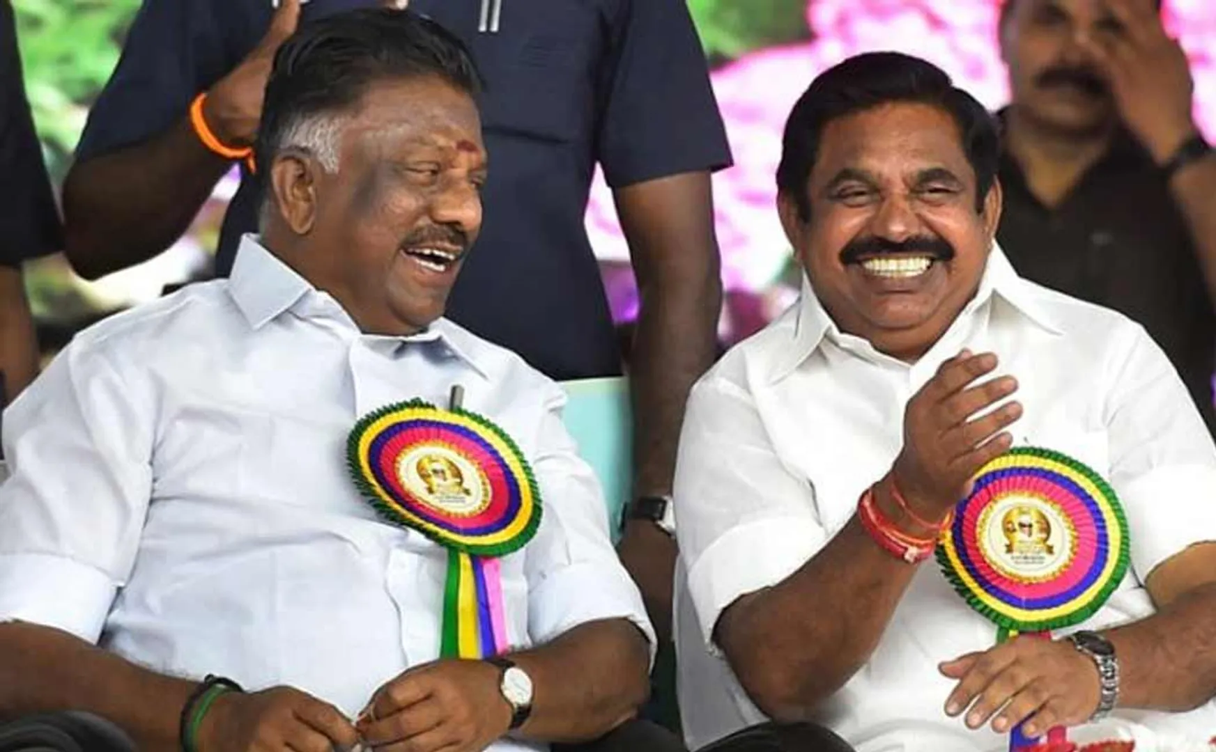 OPS has said that ready hold talks with edappadi Palaniswami