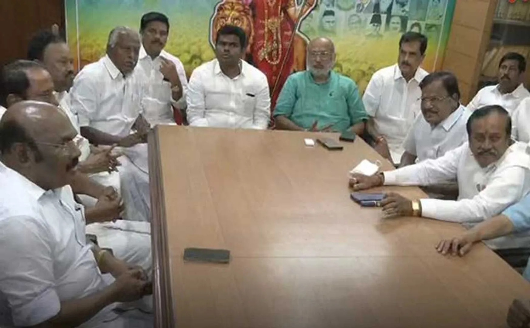 AIADMK senior leaders meet with BJP state president Annamalai erode east byelection
