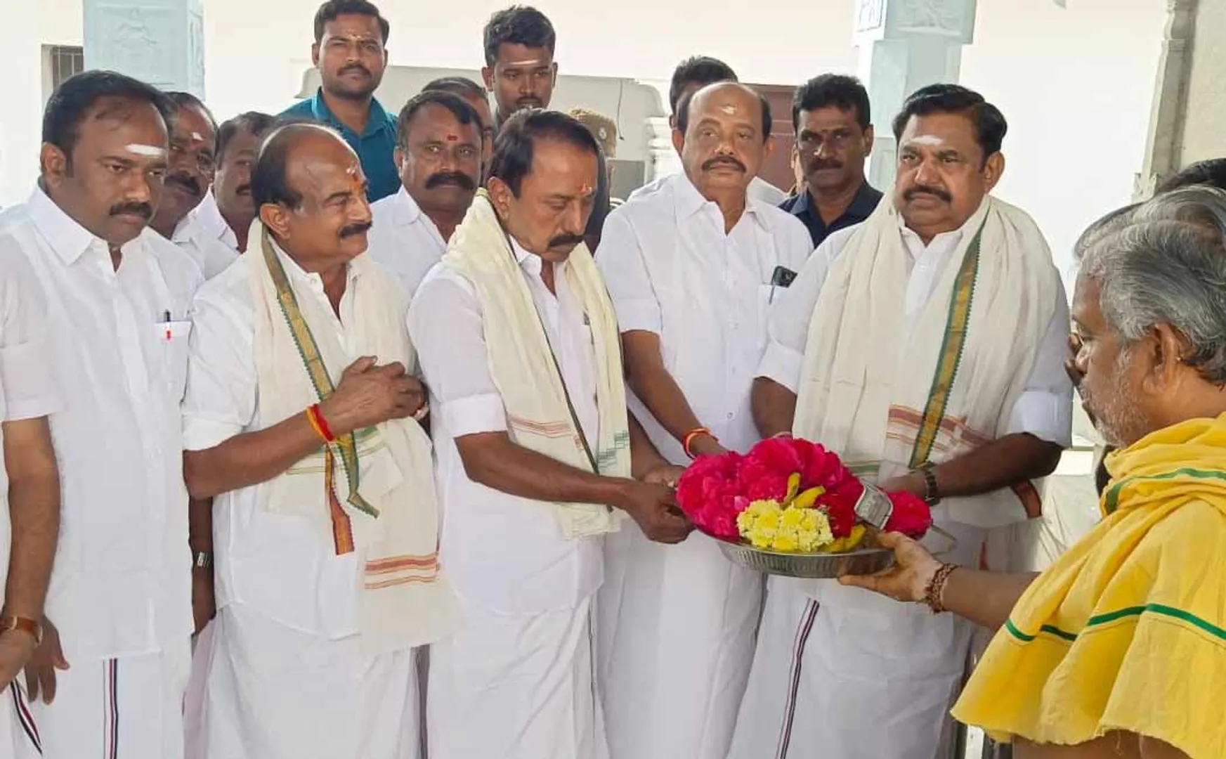 EPS held meeting with erode admk members 