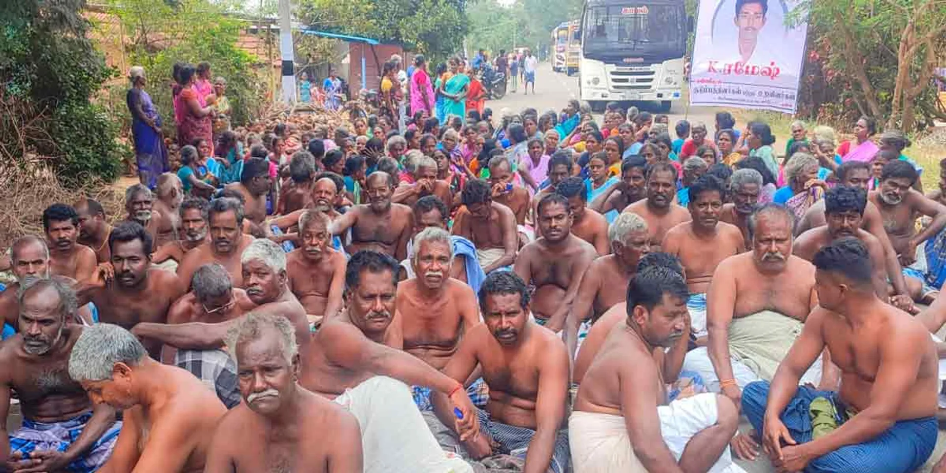 Which vehicle hit the youth? Relatives barricaded the road without shirts