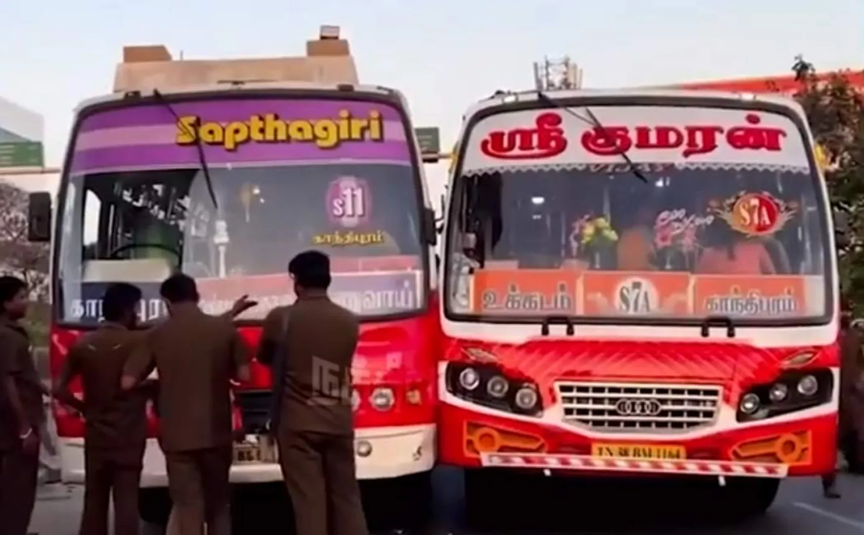 Two private buses collided with each other Coimbatore