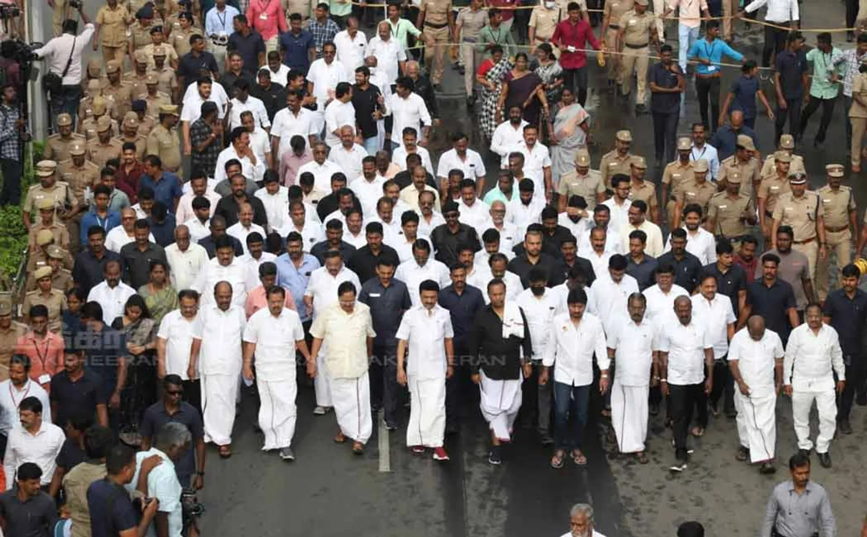 perarinar annadurai memorial rally cm stalin participated 