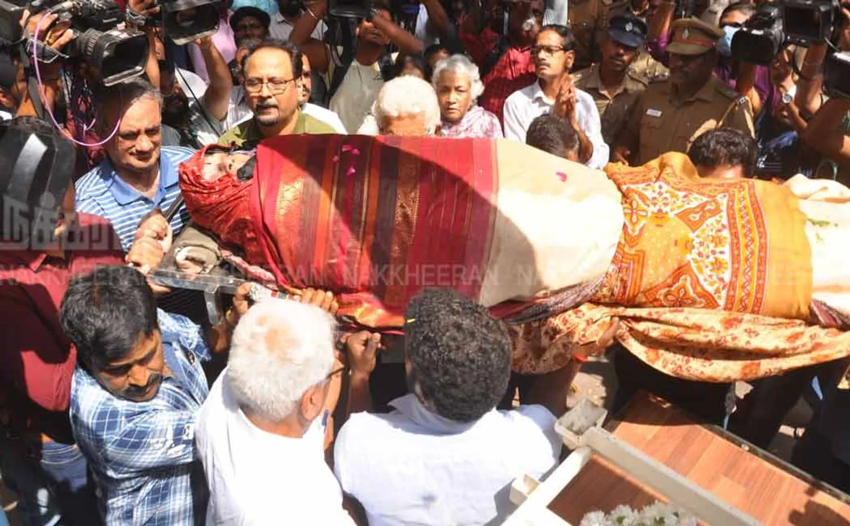 Vani Jayaram gets a respectful farewell from the police