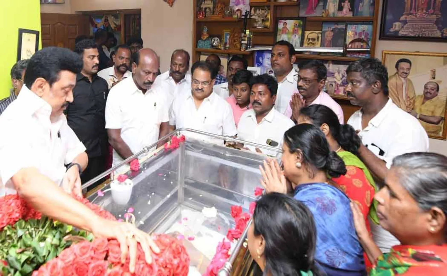 Celebrities Tribute To Director TP Gajendran (Photos)
