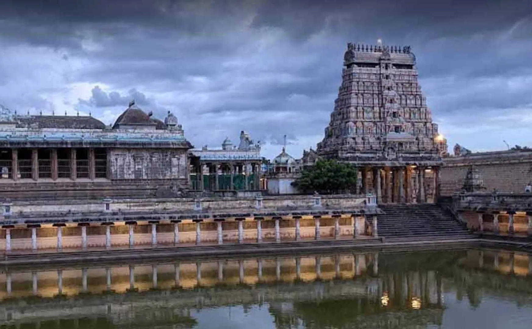 chidambaram natarajar temple hindu religious endowment charitable issue  