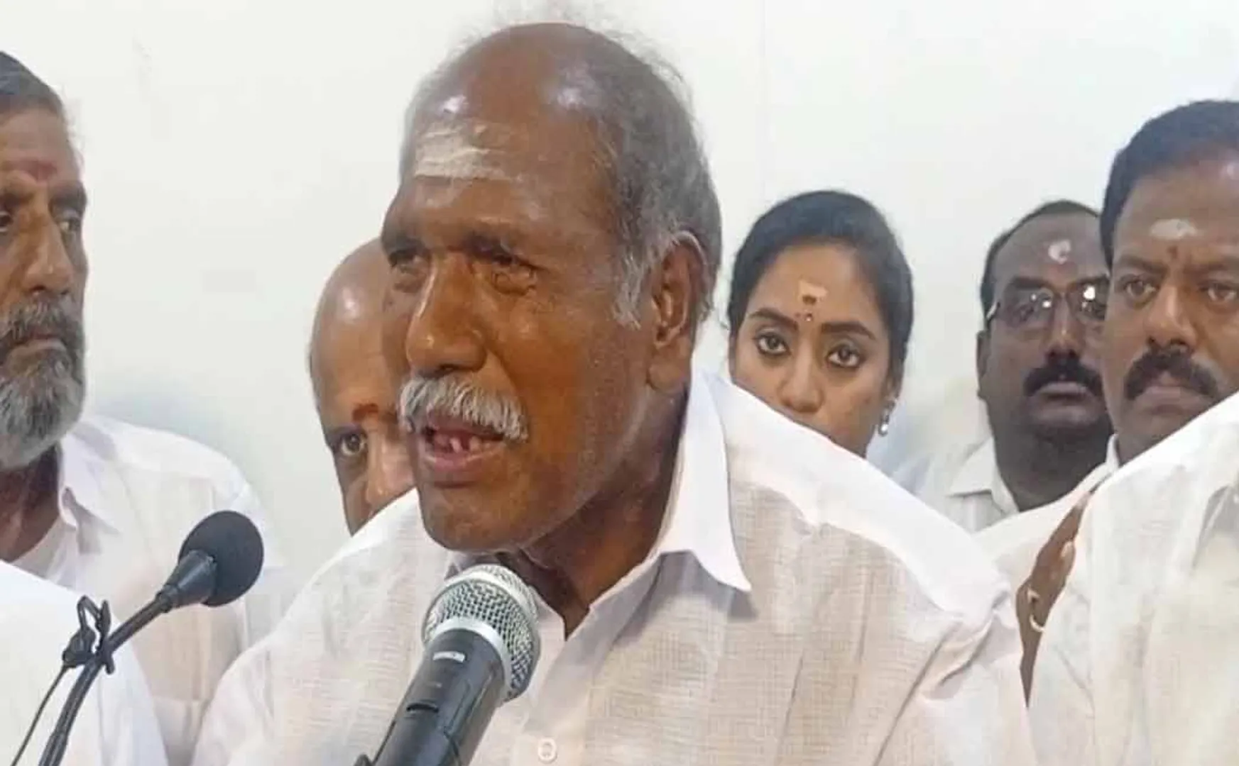 puducherry cm talks about nr congress god party 
