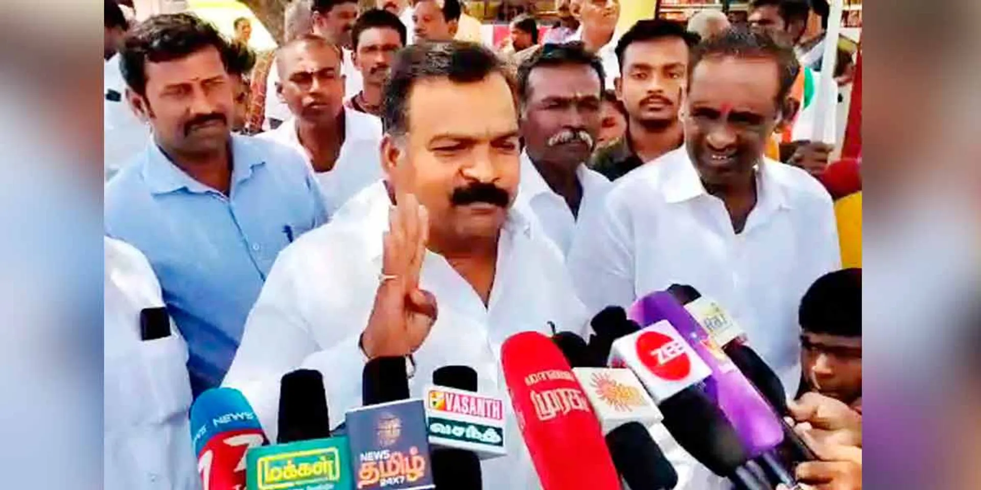 It was the BJP that broke the AIADMK into four parts! -Manikam Tagore MP Interview!