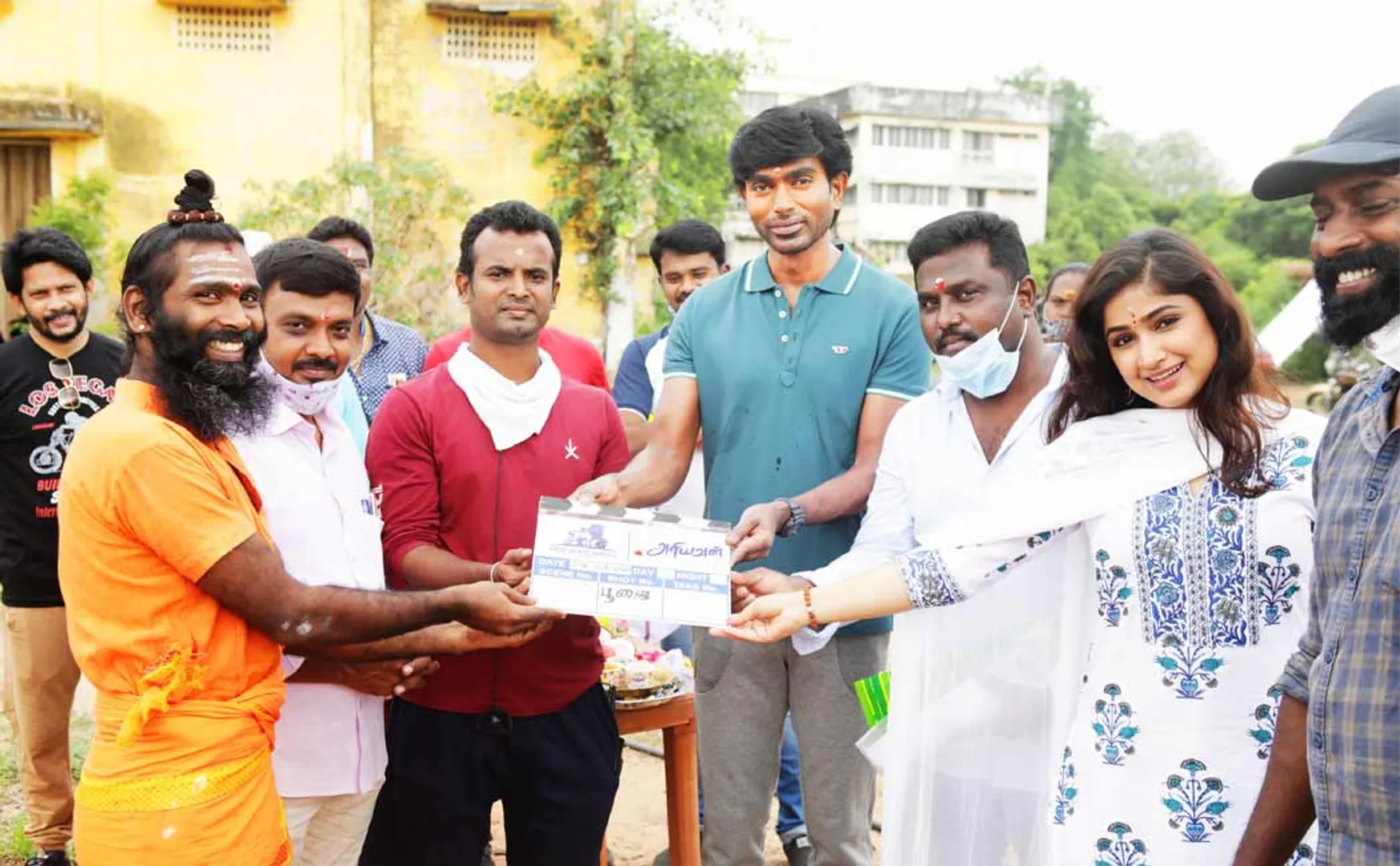 Mithran R. Jawahar in Ariyavan movie title and motion poster released