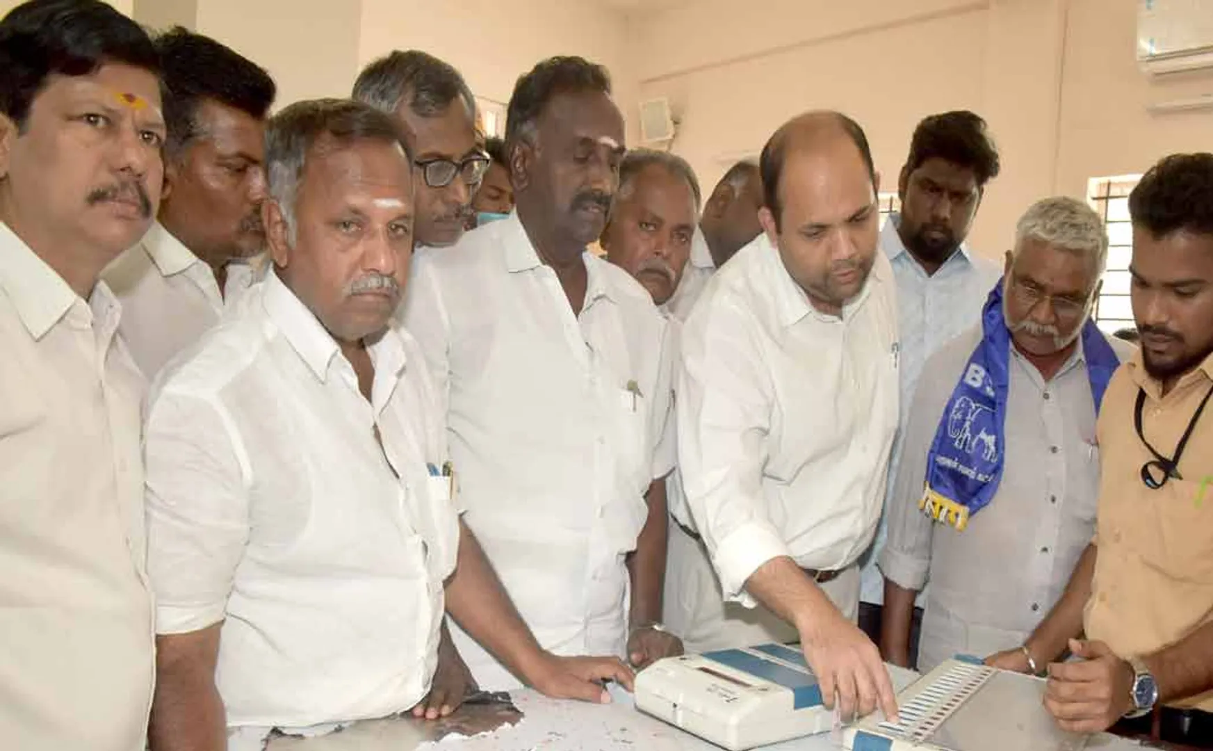 erode by election additional electronic voting machine related issue 