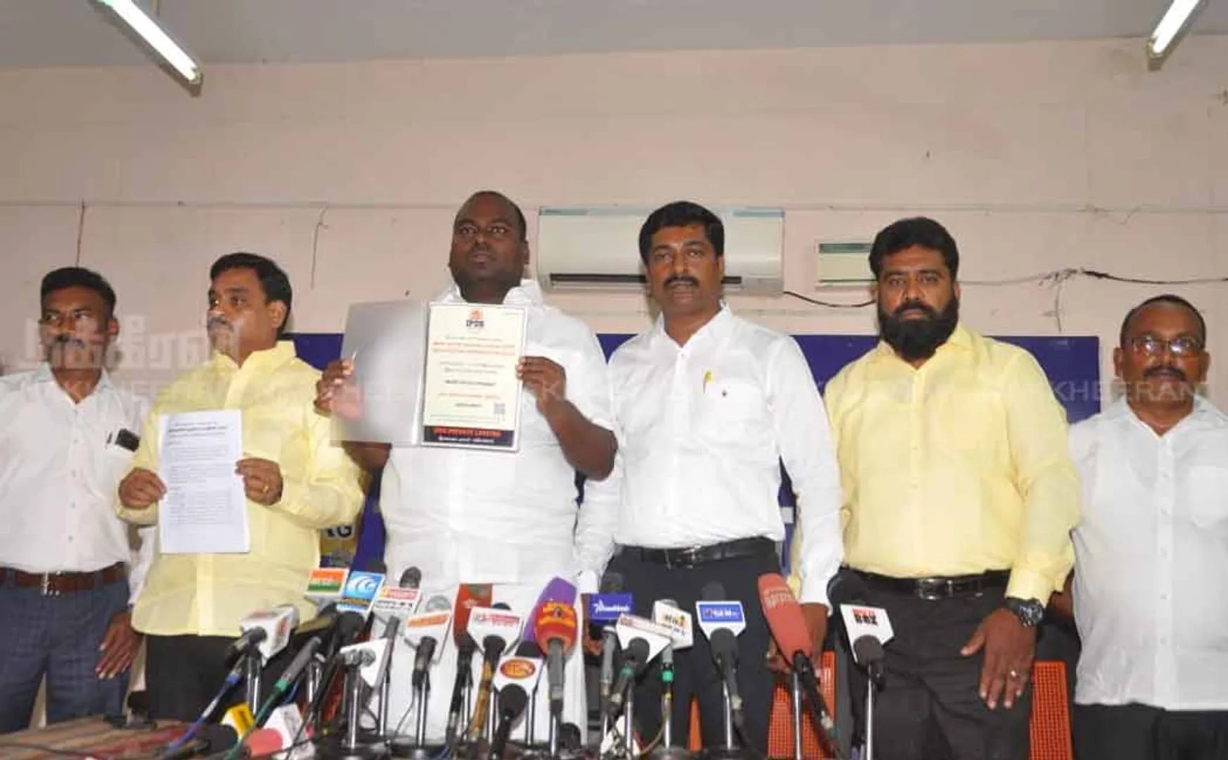 erode east by election loyola college alumni students ipds  survey result 