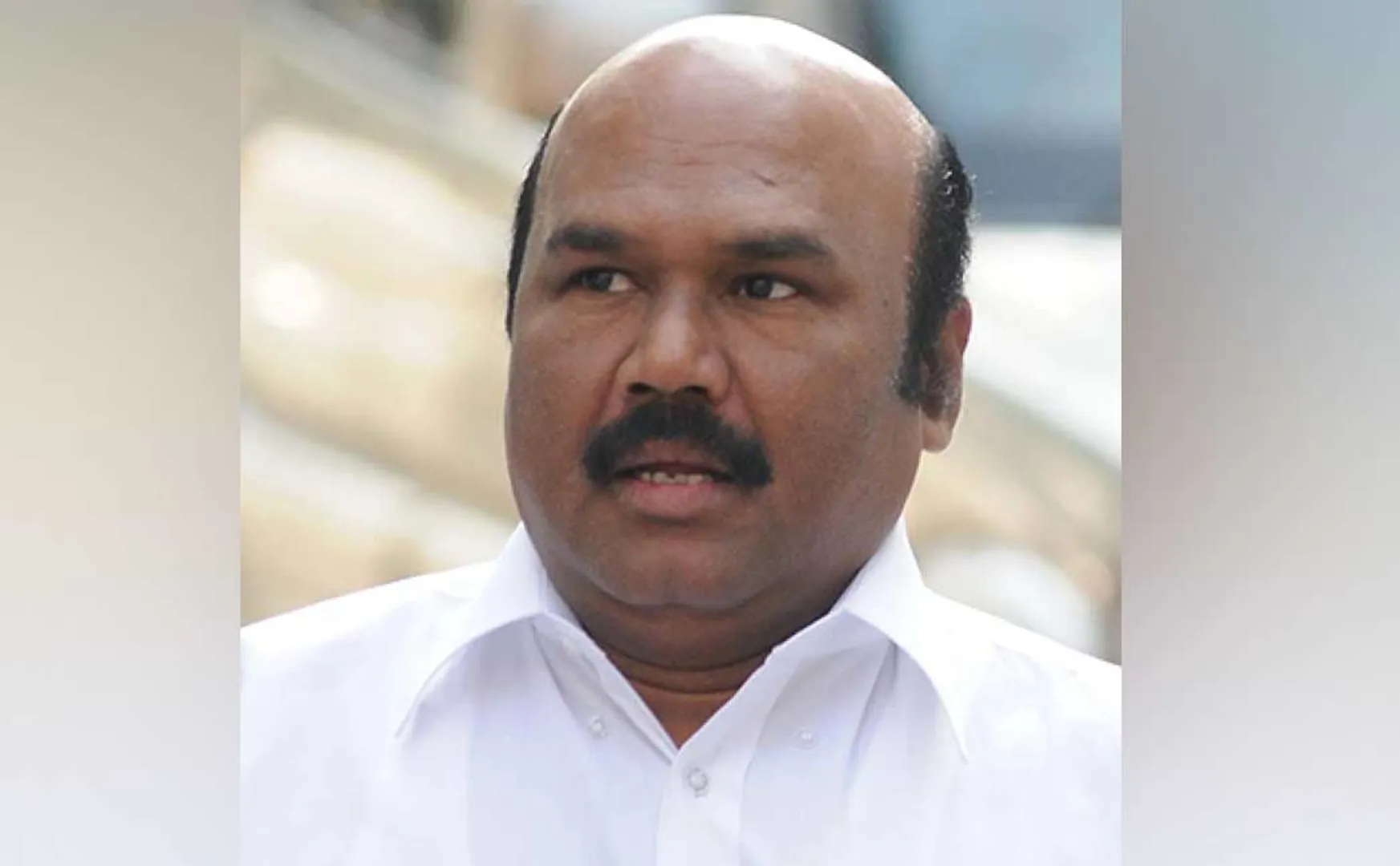 Supreme Court issues notice  Jayakumar seeking explanation regarding land acquisition