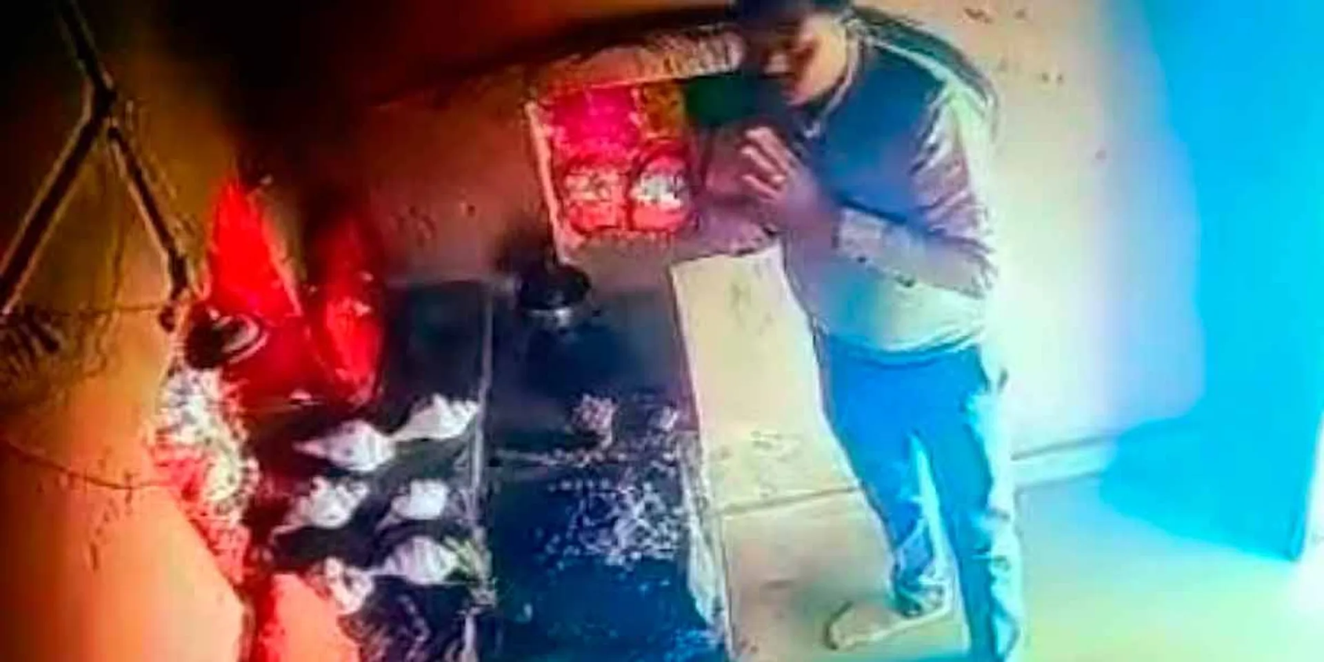  Robber Caught on CCTV