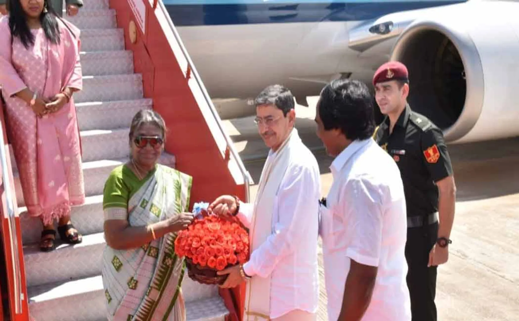 Thirupati Murmu arrived in Tamil Nadu; Great welcome in Madurai