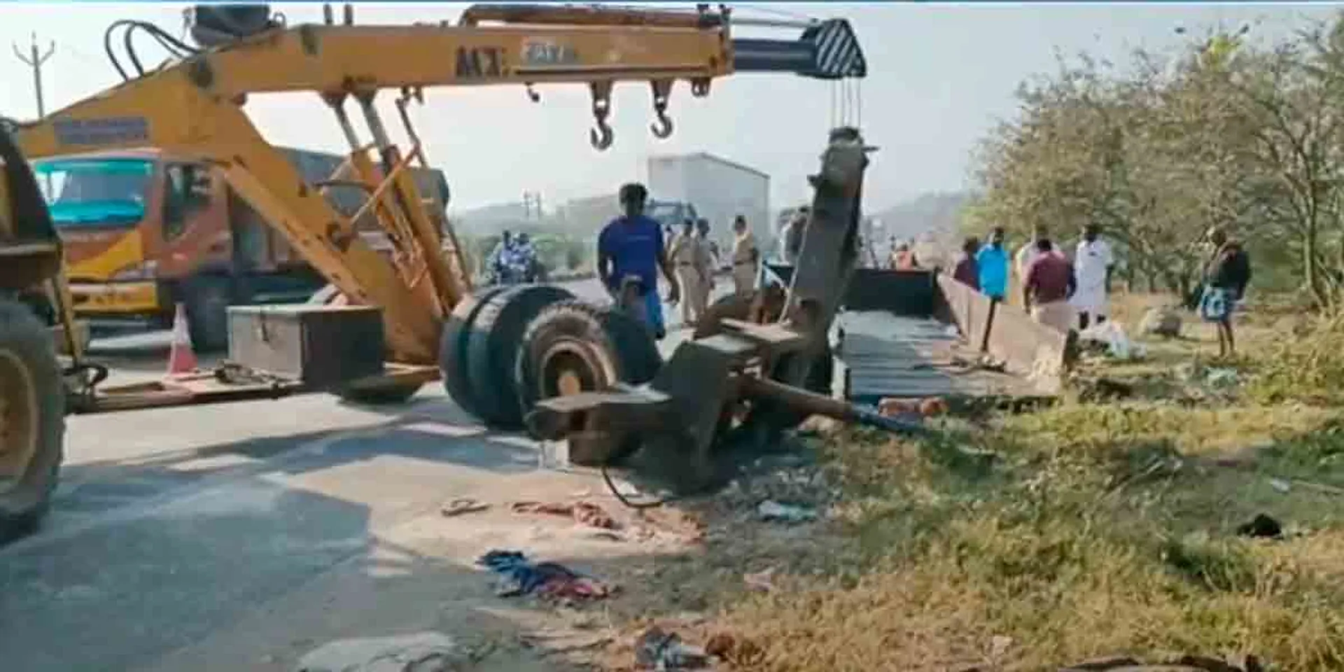 luxury bus collision; Tamil Nadu Government Relief Notification