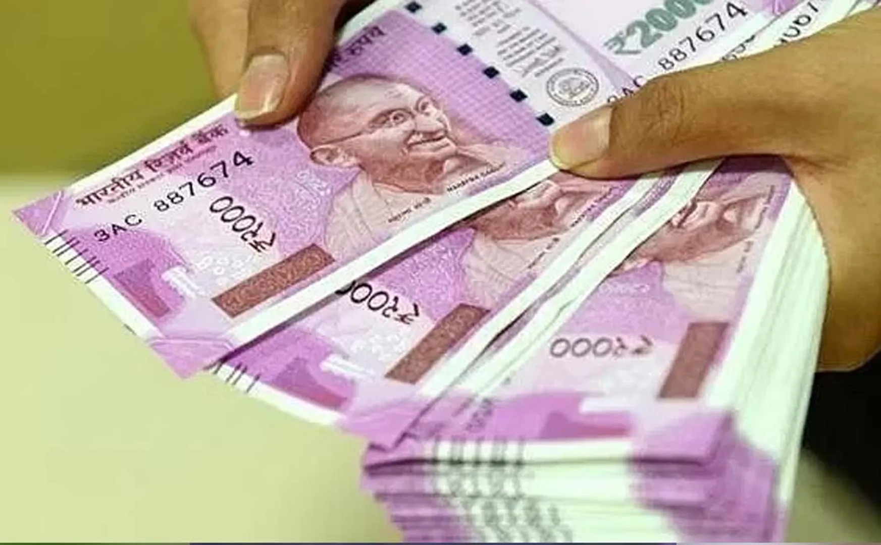  man from Avadi scammed a young man by claiming to get him a job abroad