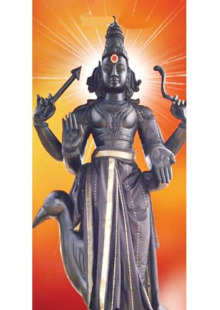 /idhalgal/balajothidam/siddha-showed-way-get-rid-saturns-influence-b-balajiganesh