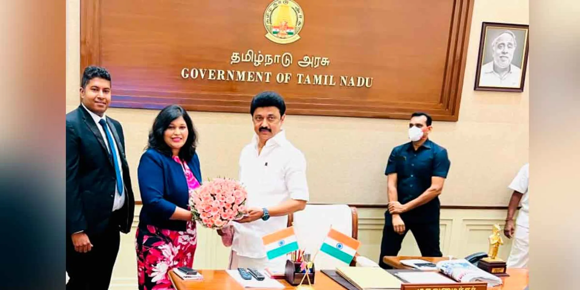  Deputy Mayor of England congratulated the Chief Minister