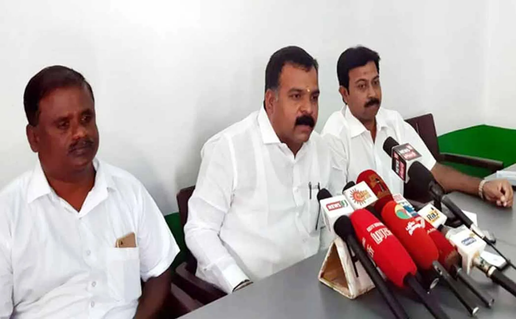Annamalai who became Vadivelu; Manikamthakur M.P. who teased