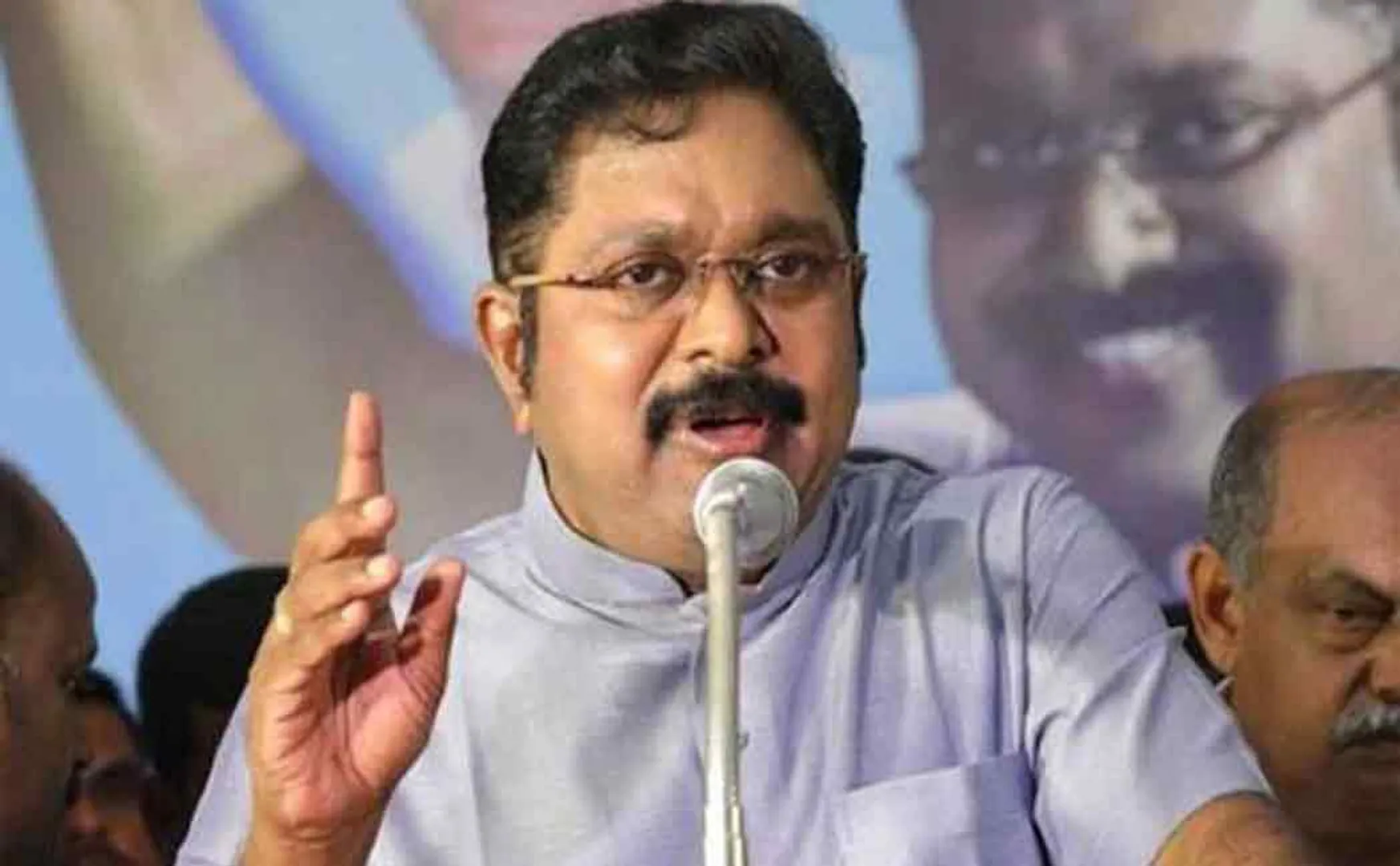 "Let's unite as one team" TTV Dhinakaran