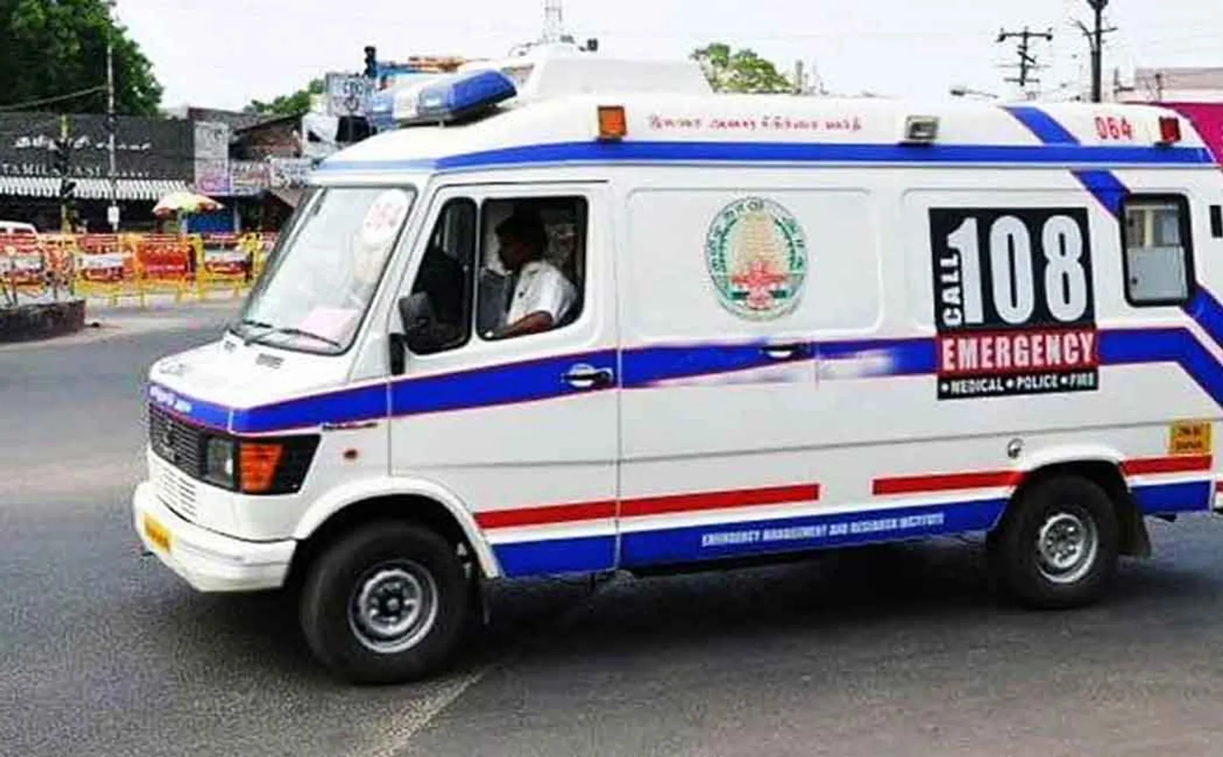 Woman and her two child passed away in train accident in krishnagiri 