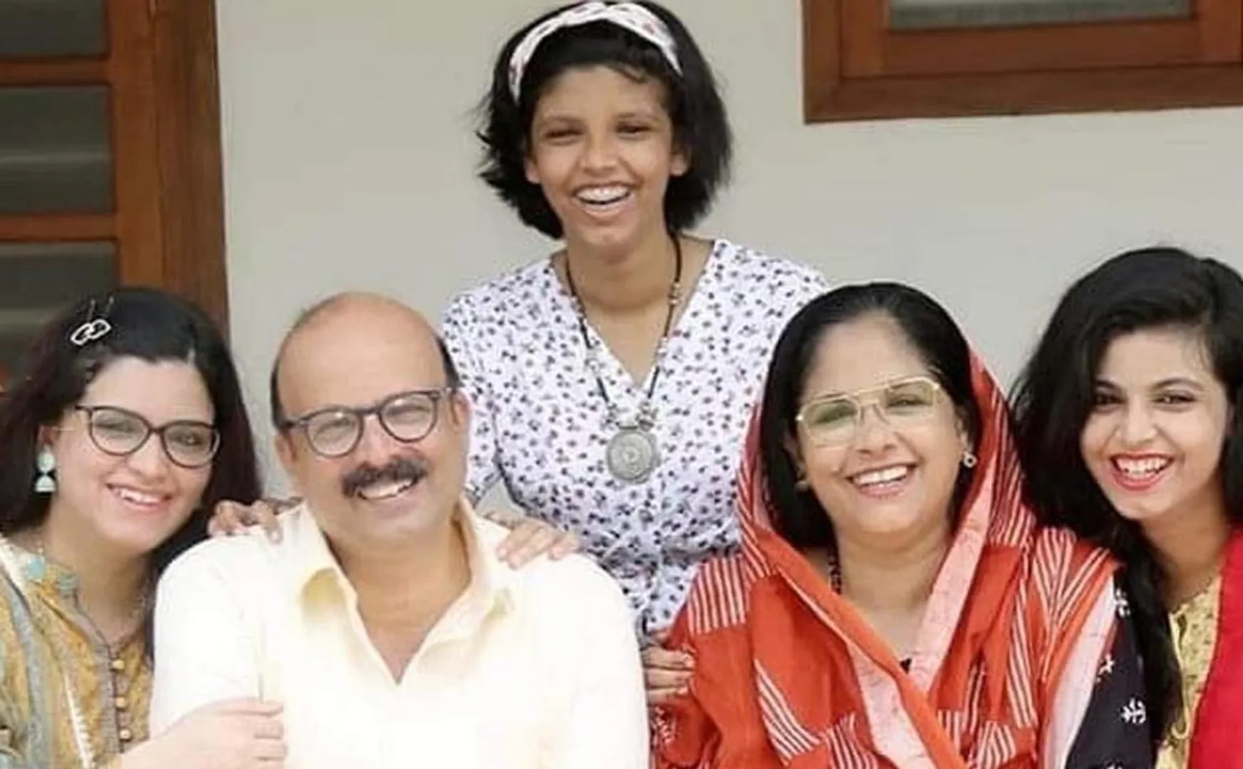 actor shukoor maaried his wife second time 