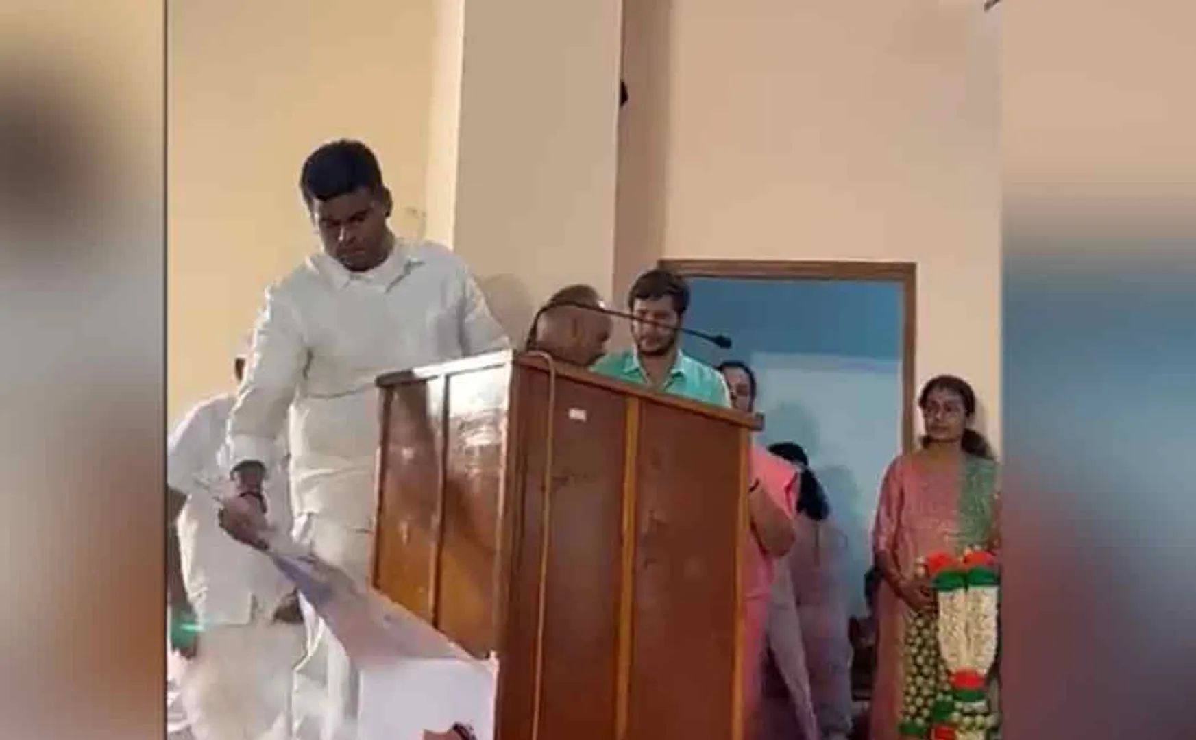 international womens day celebration annamalai tension in stage 