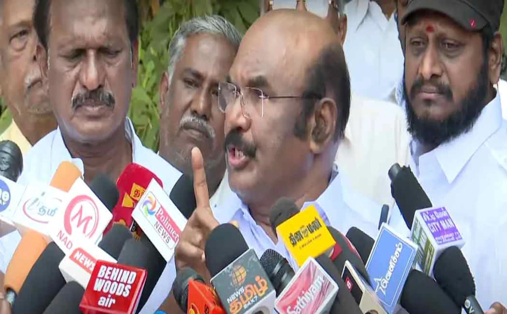 jeyakumar question raised for model school entrance exam related 