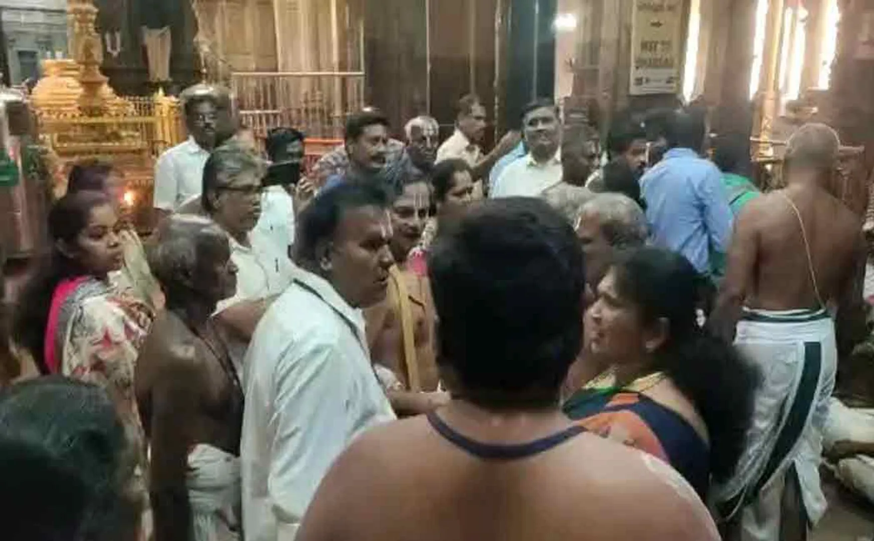 srirangam ranganathar temple hanuman statue incident 