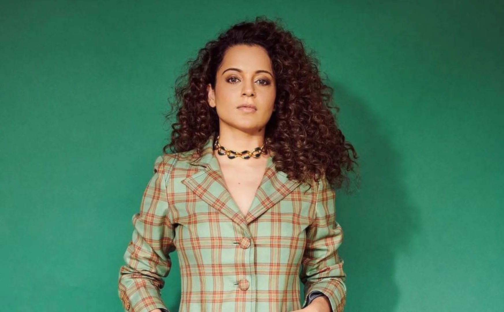 Kangana Ranaut warns people for trespassers in Mumbai home