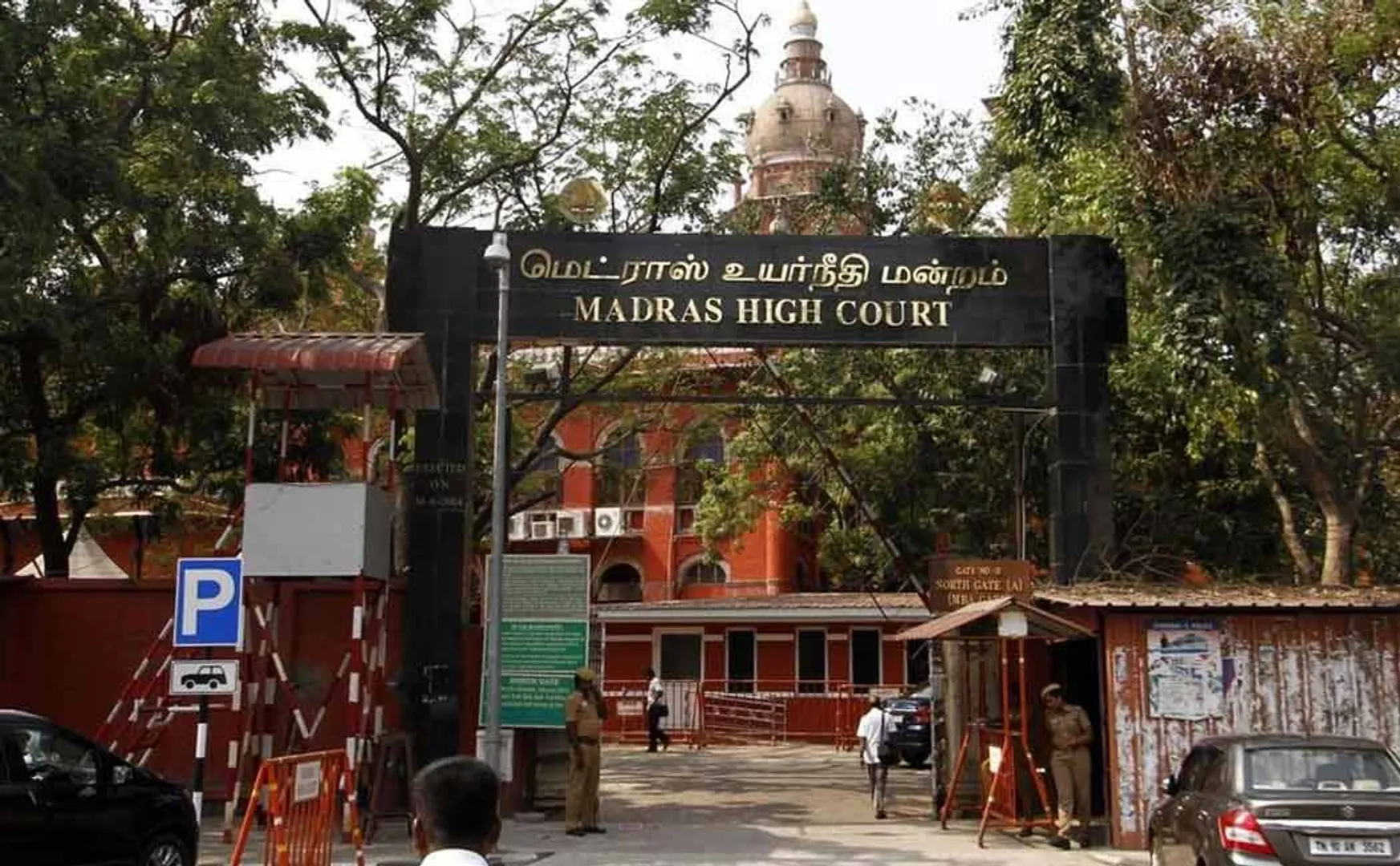 High court order on ADMK Case 