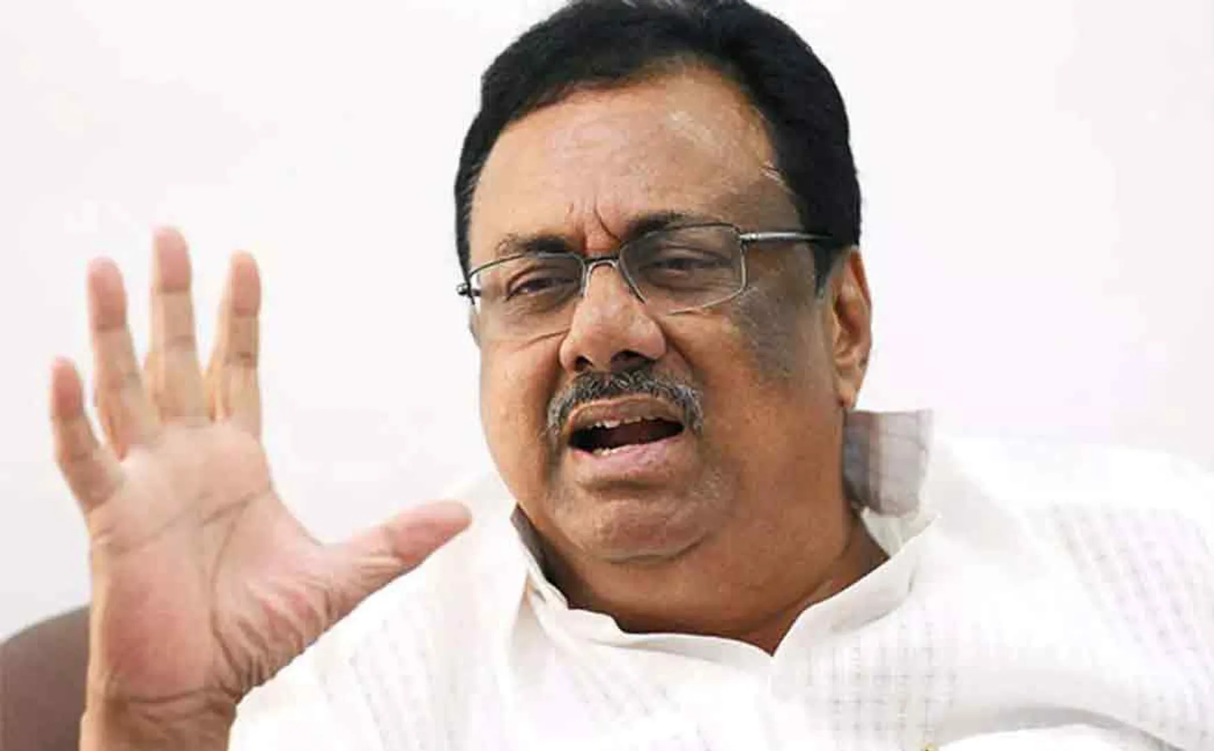 EVKS Ilangovan is infected with corona virus