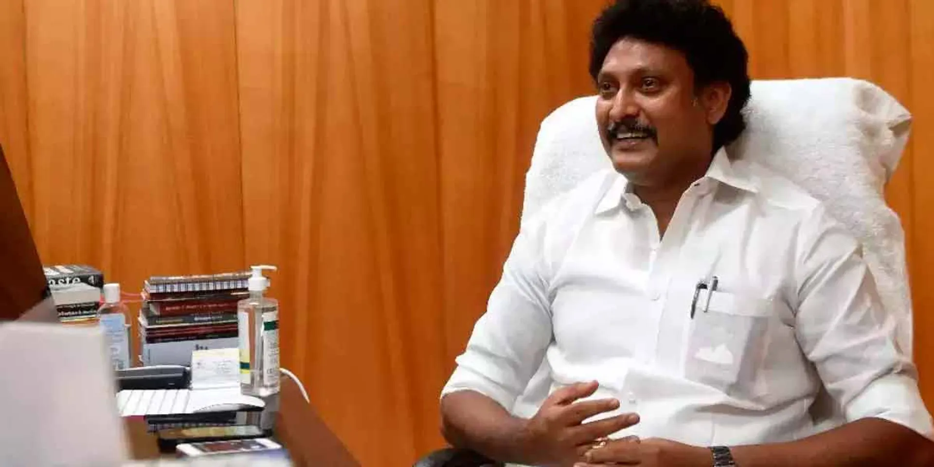  Minister Anbil Mahesh's reply to the governor that no matter how much salary is paid to government school teachers