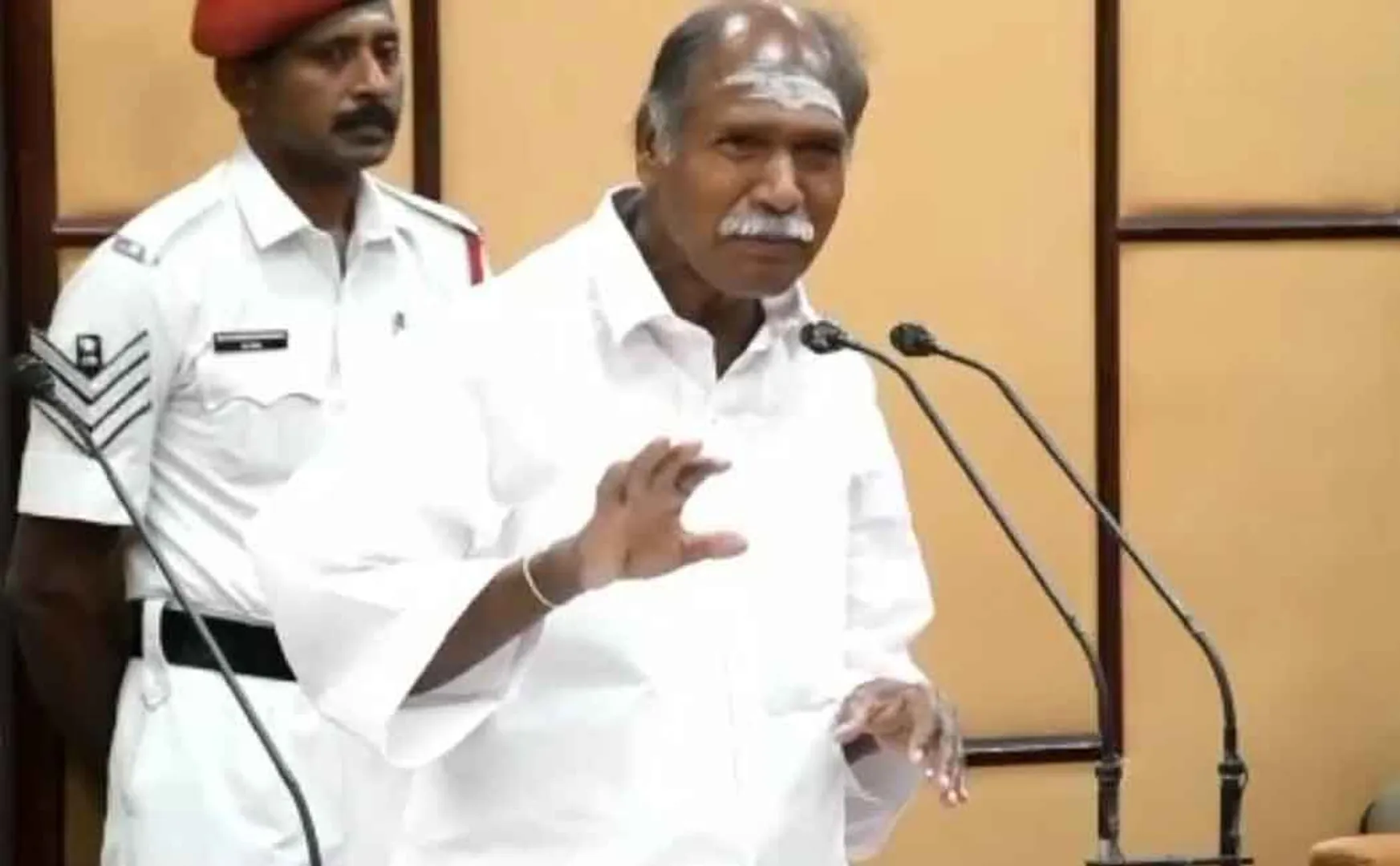 "Government employees should work properly for the wages they get" - Chief Minister Rangasamy