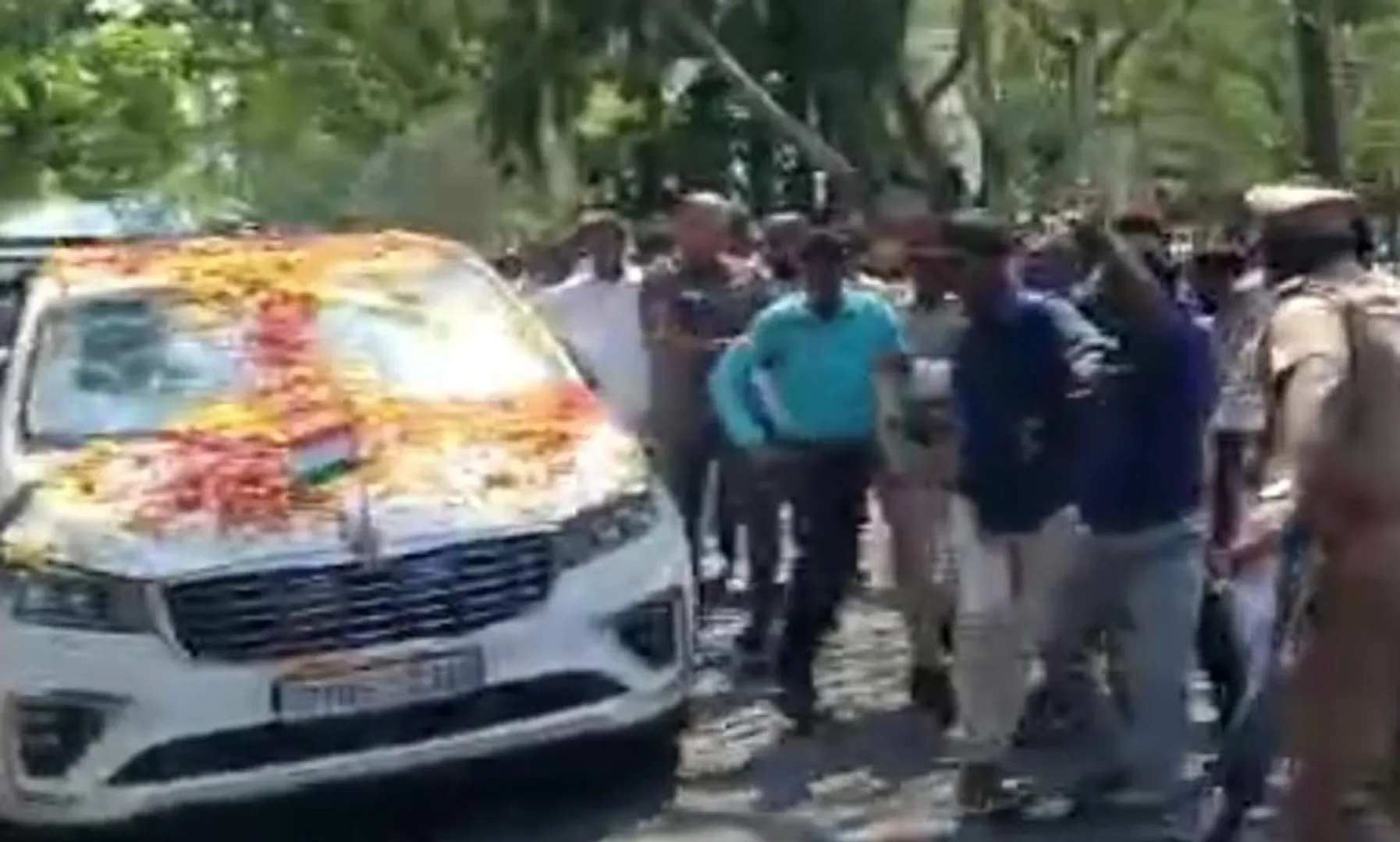 Puducherry CM Rangasamy said that the suspended employees will be re-employed