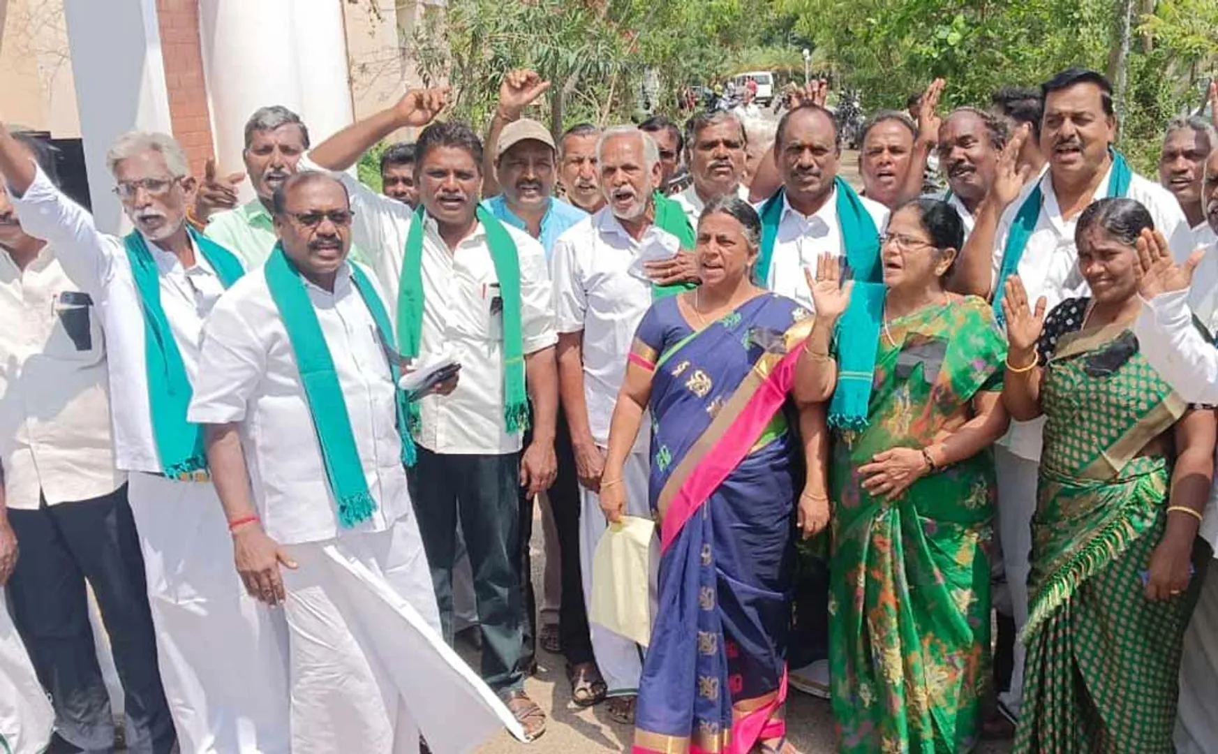 Farmers are struggle in the grievance redressal meeting