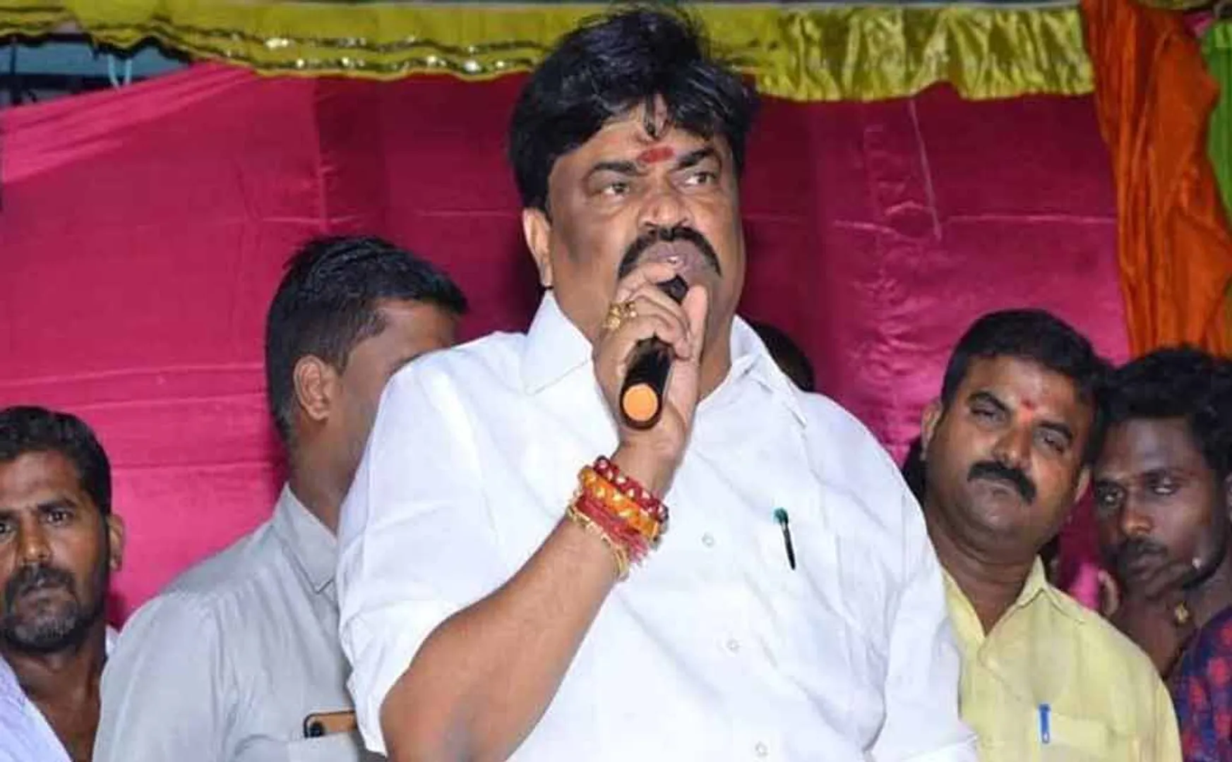 AIADMK results from sports!! Rajendra Balaji spoke of unity!