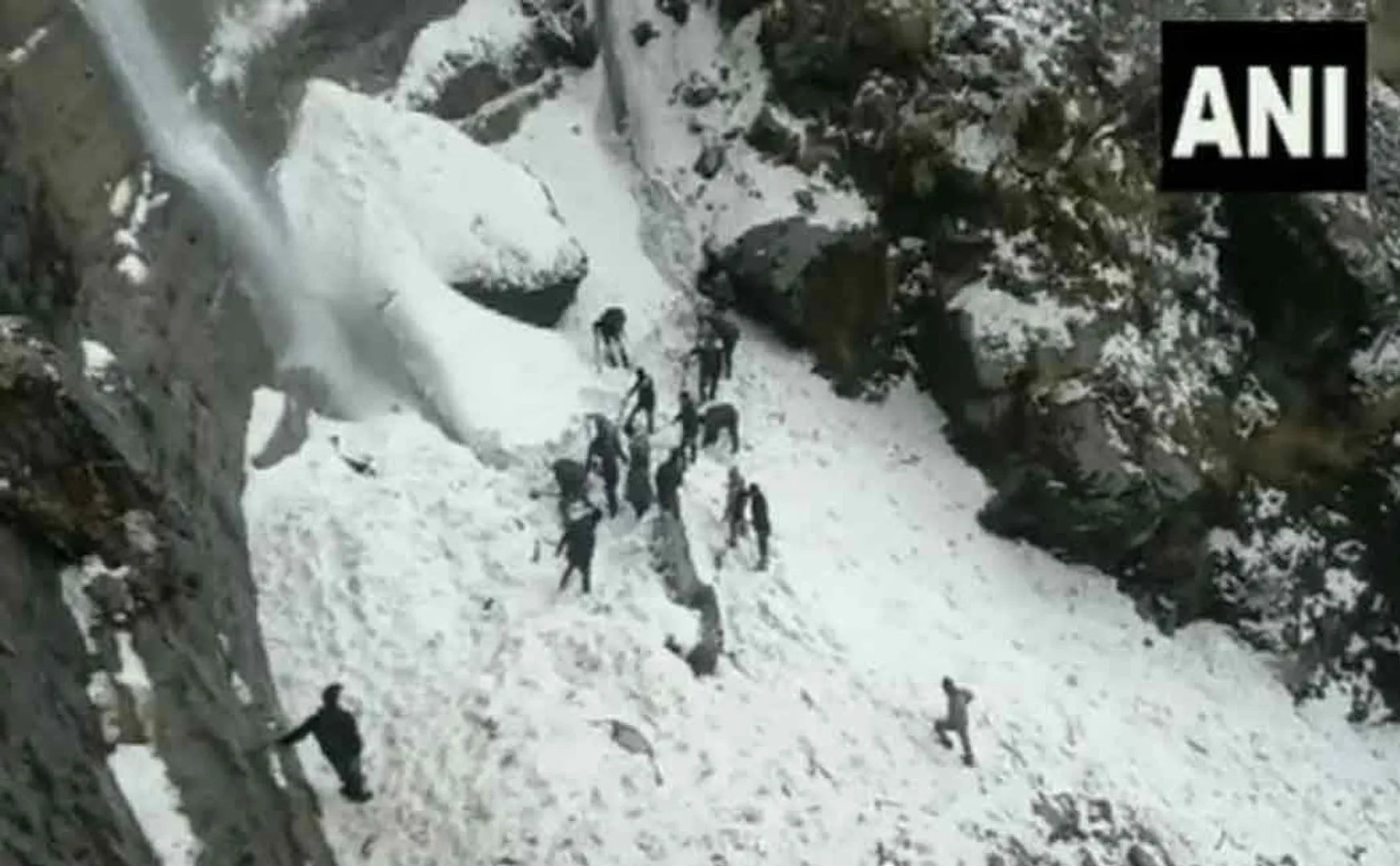 sikkim nathula snow slide tourist incident rescue team involved