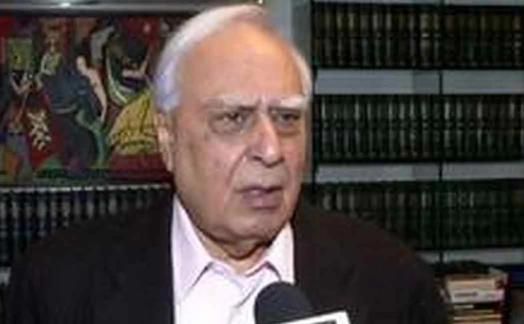 kabil sibil tweets about high court  madurai bench judge swaminathan speech 