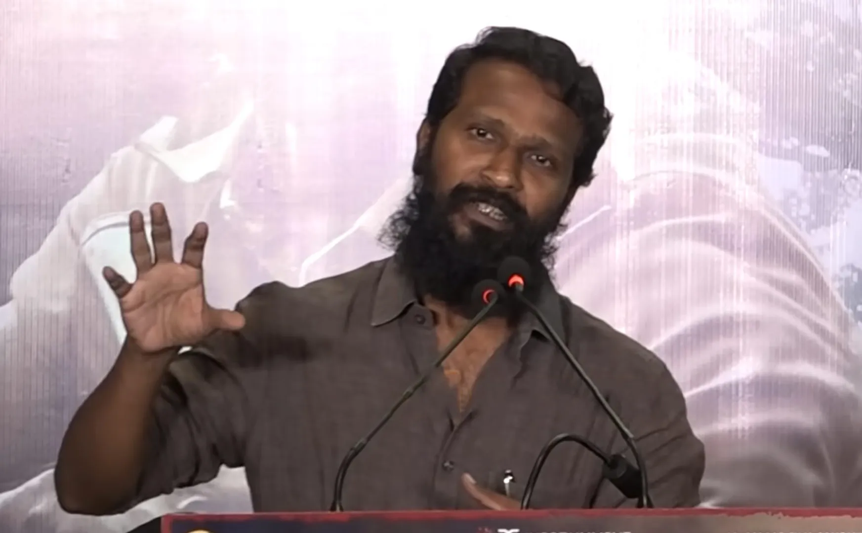 vetrimaaran speech at viduthalai success meet 