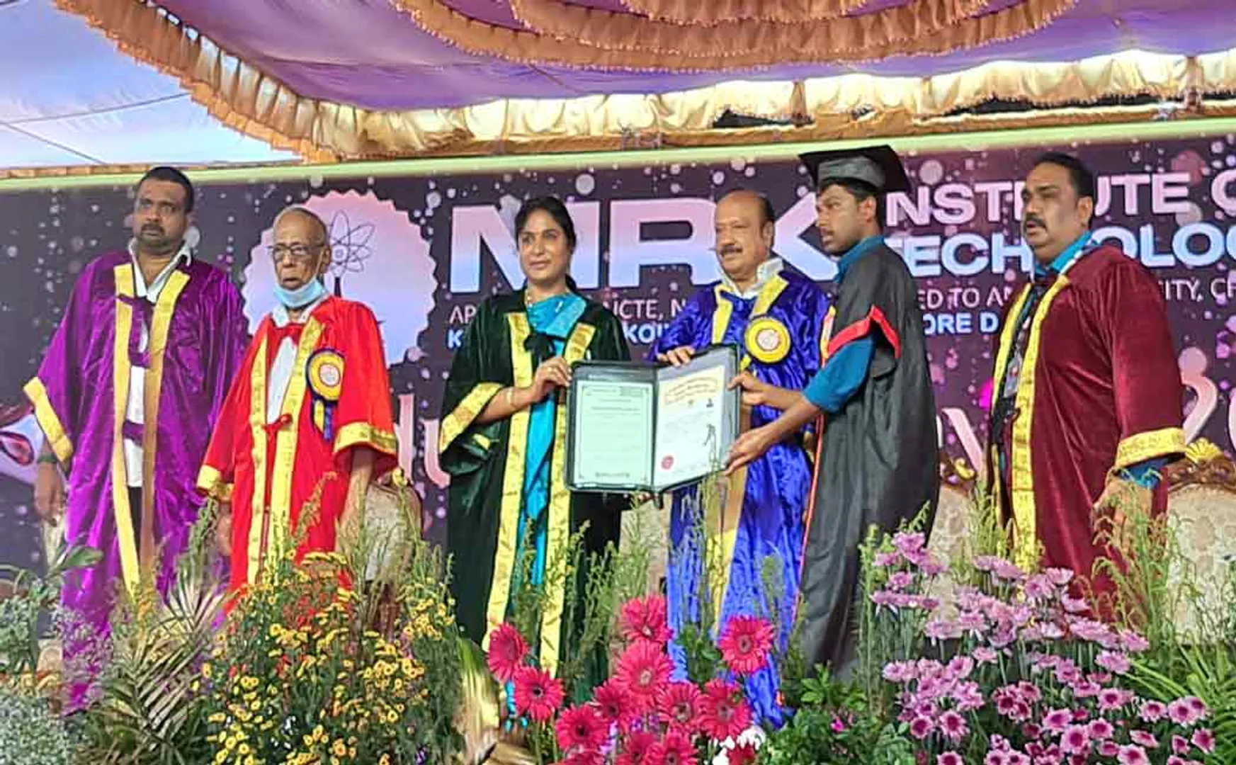 mrk college graduation function minister mrk panneerselvam participated 