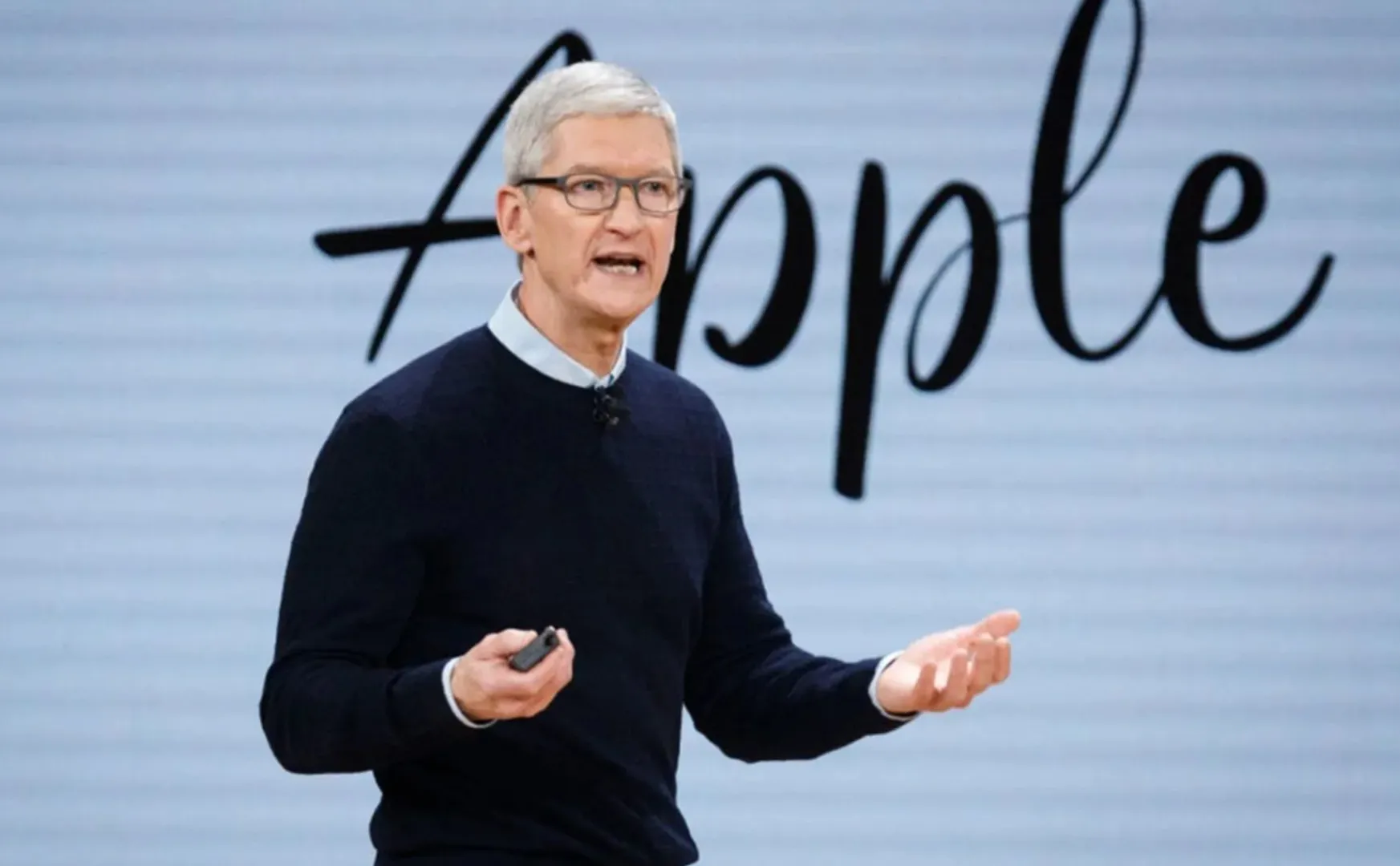 Apple CEO Tim Cook thanked Madhuri Dixit