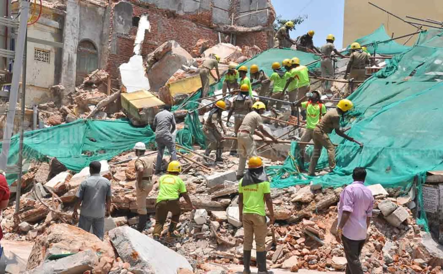 chennai parrys corner building unexpected incident 