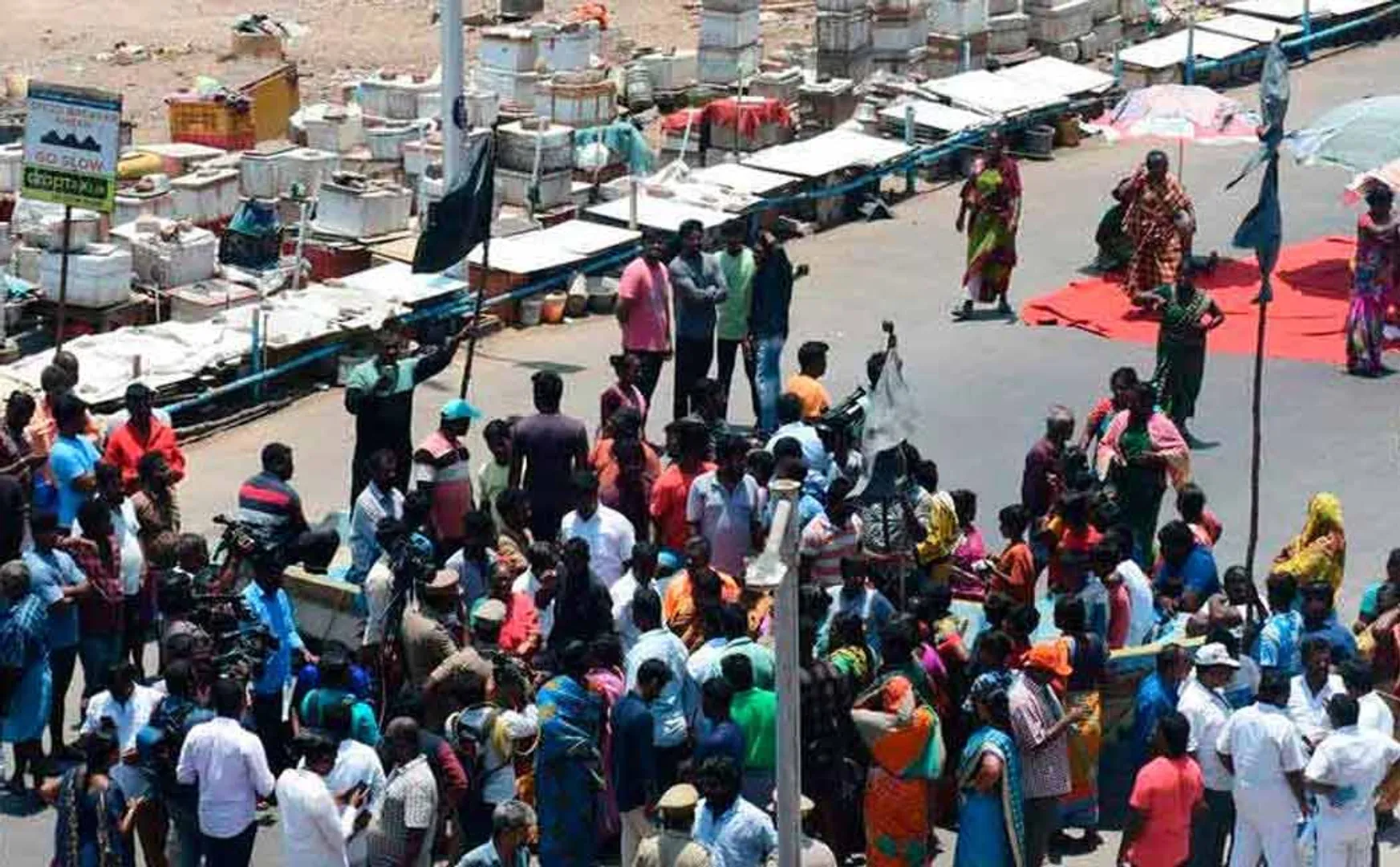 struggle of Nochikuppam fishermen was abandoned