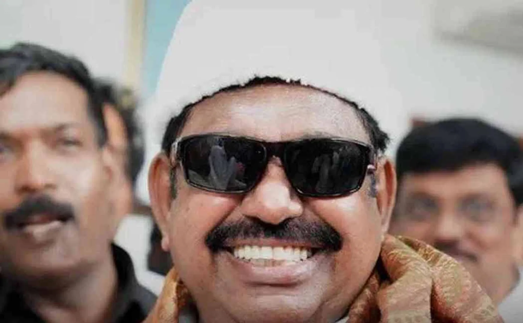 AIADMK completely under the control of EPS; Election Commission Notification