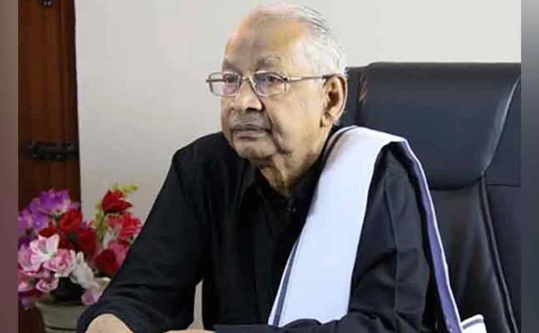 dravidar kazhagam chief veeramani press statement about twelve hours work act 