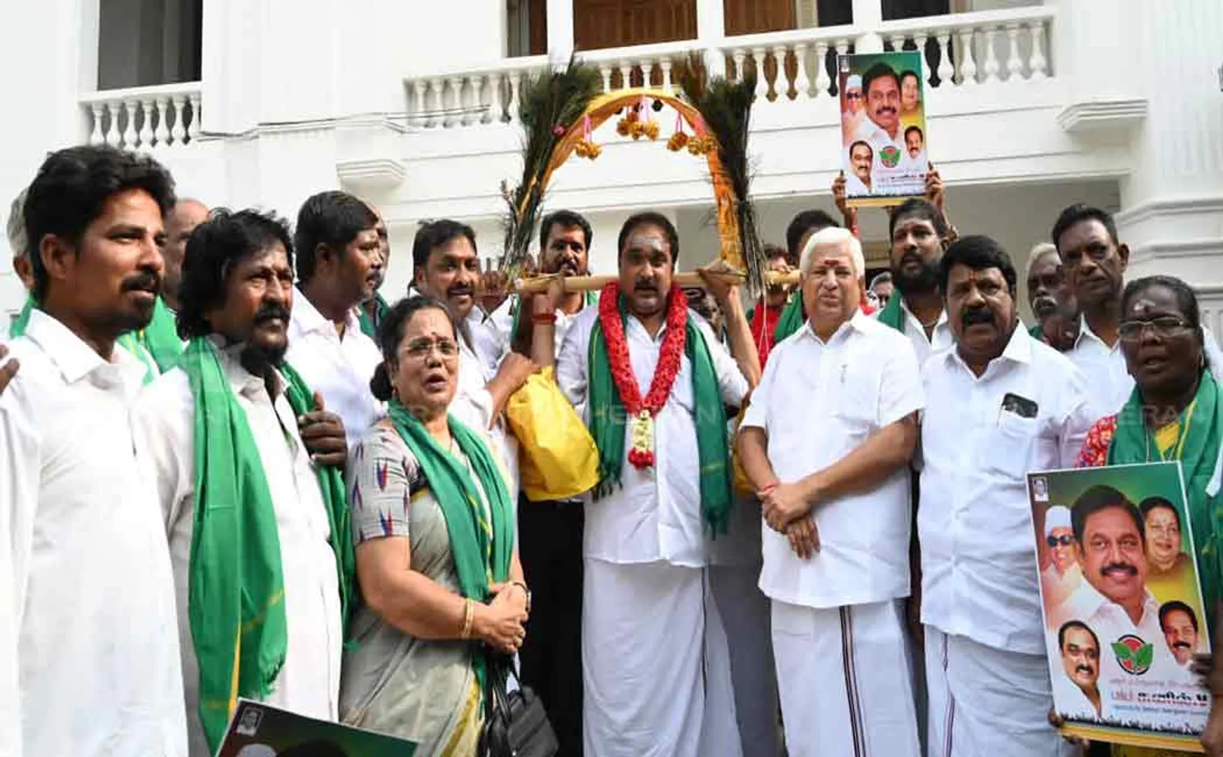 admk mgr youth wing started spiritual rally chennai to karnataka 